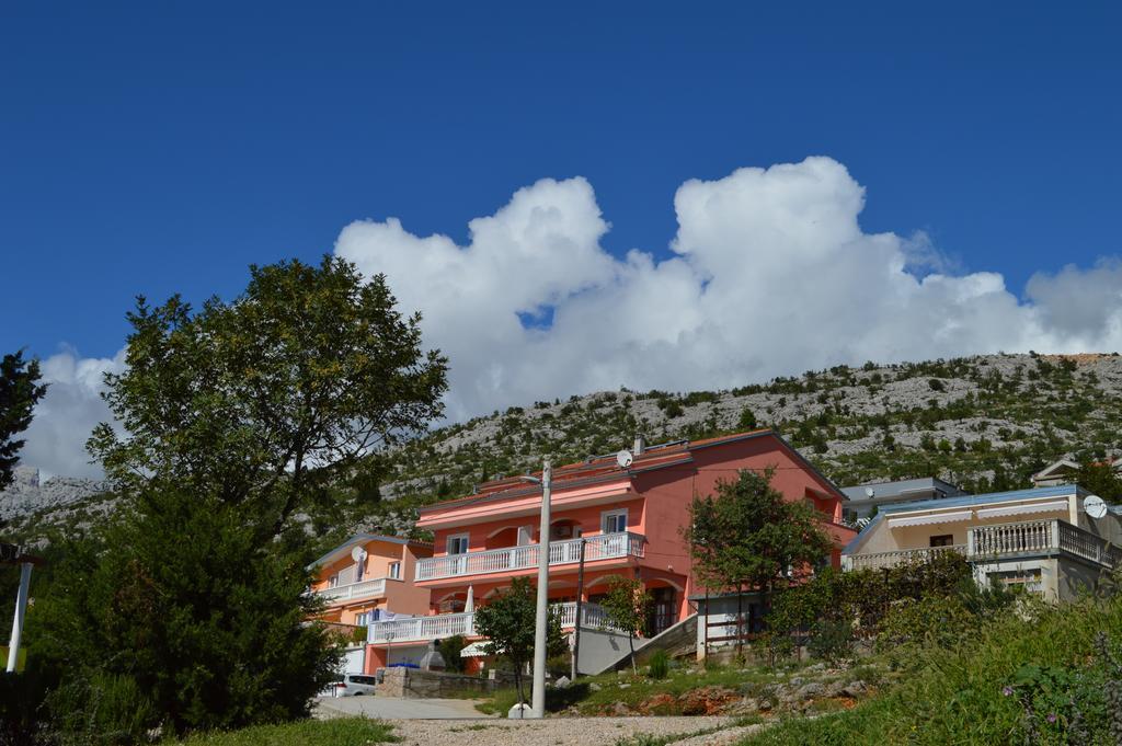 Apartments Amari Starigrad Paklenica Exterior foto